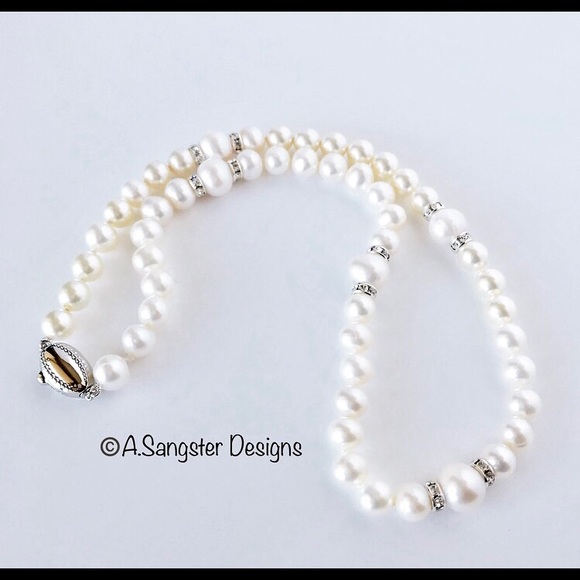 18” Cultured Freshwater Pearls Necklace - Picture 1 of 3
